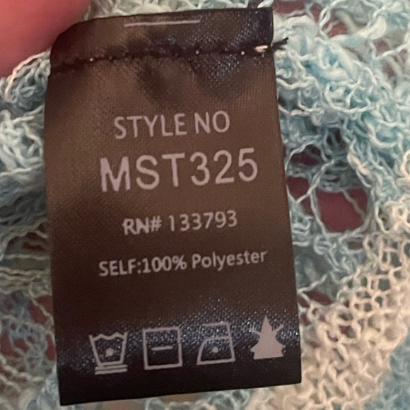 POL Crochet Top in Blue and Peach - Picture 7 of 8